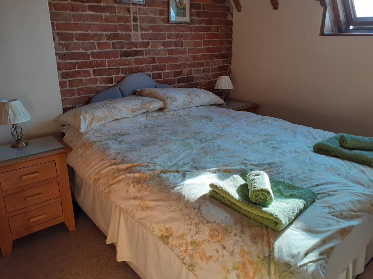 Bluebell Farm Bed and Breakfast Upton upon Severn Exteriör bild